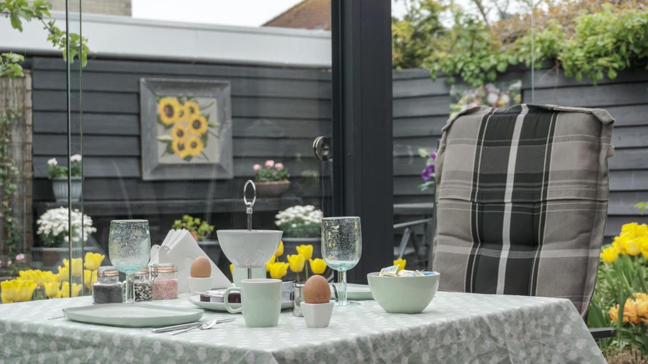 Huize "'JARDIN" Bed and Breakfast Schagen Buitenkant foto